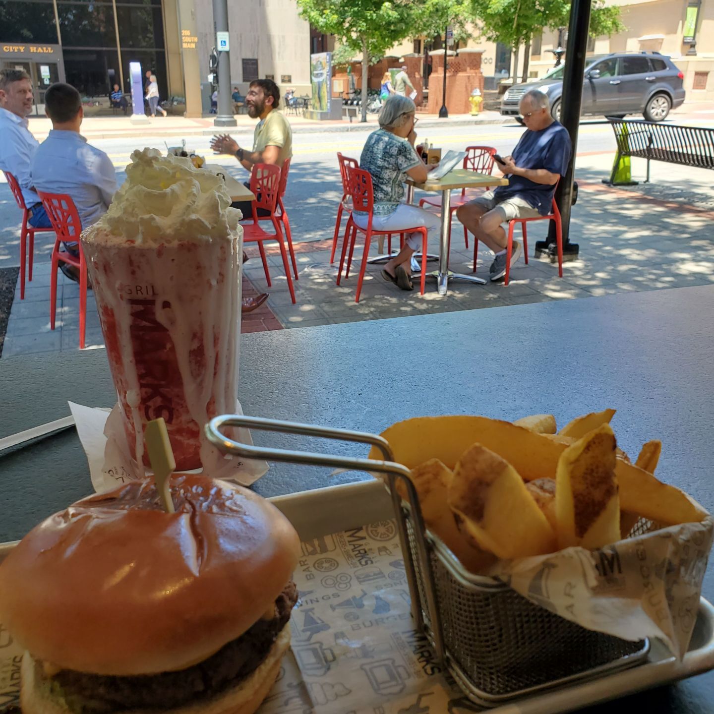 Sidewalk cafe